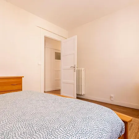 Le Rollin Cosy LOVELY - CONFORT- RELAX - CENTRE VILLE - PARKING FREE- 6 Voyageurs Dijon Exterior foto